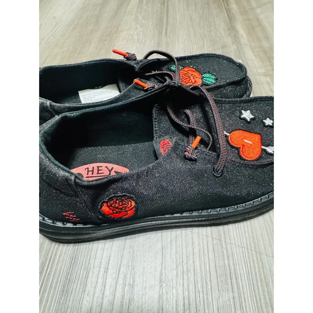 Hey Dude Wendy Stardust Patches Women's 5 Black Multi Glitter Rose 43316-0C4